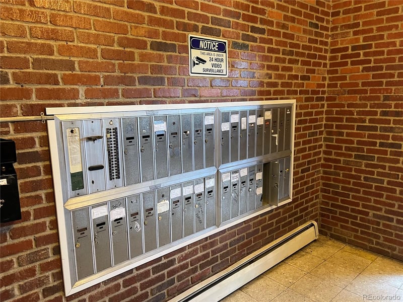 152 Del Mar Cir, Aurora, CO 80011