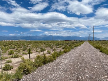 6748 N Hwy 17, Center, CO 81125