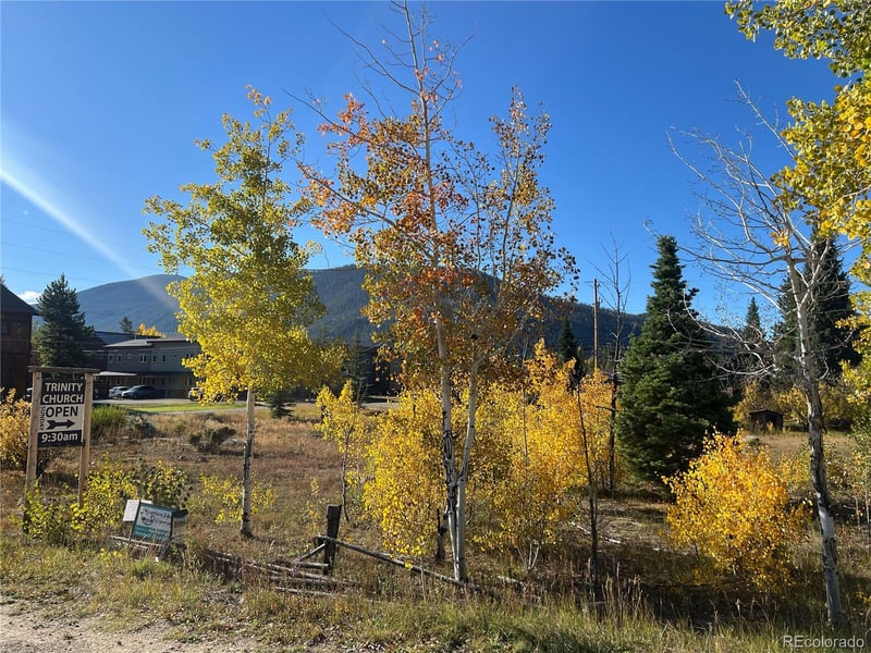 628 Grand Ave, Grand Lake, CO 80447