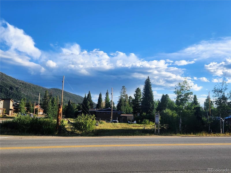 628 Grand Ave, Grand Lake, CO 80447