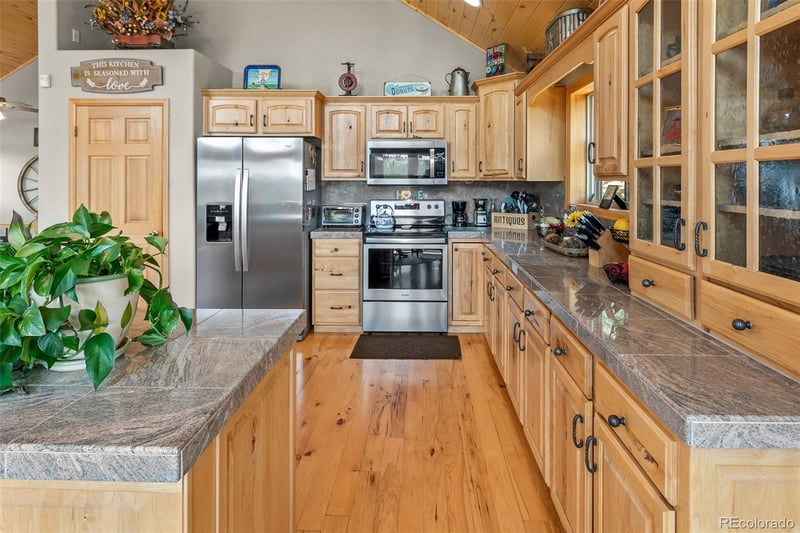205 Palomino Dr, Jefferson, CO 80456