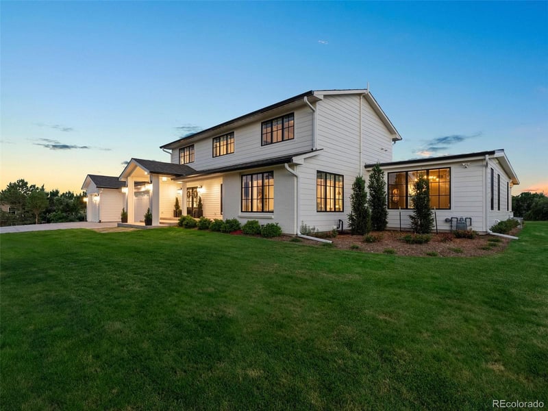 222 E Turf Ln, Castle Rock, CO 80108