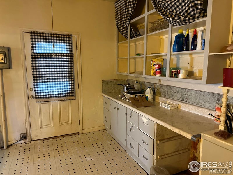 536 E 3rd St, Wray, CO 80758