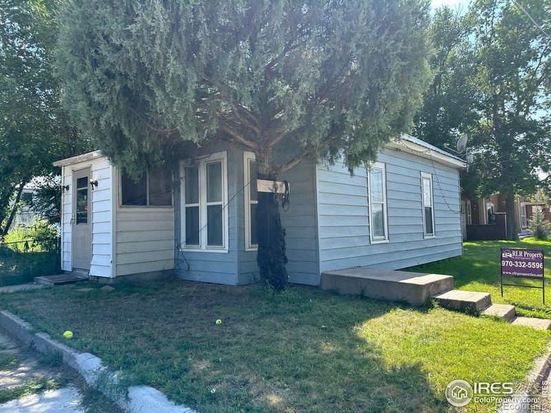 536 E 3rd St, Wray, CO 80758