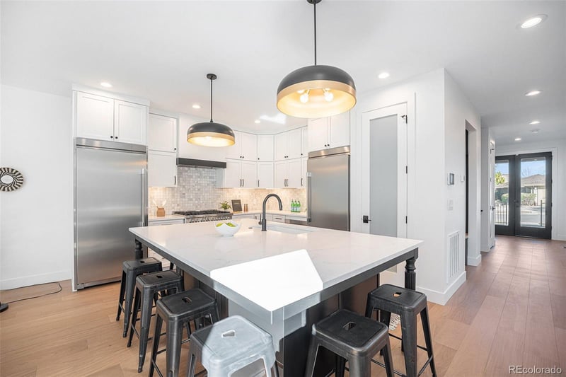 1695 N Zenobia St #1, Denver, CO 80204