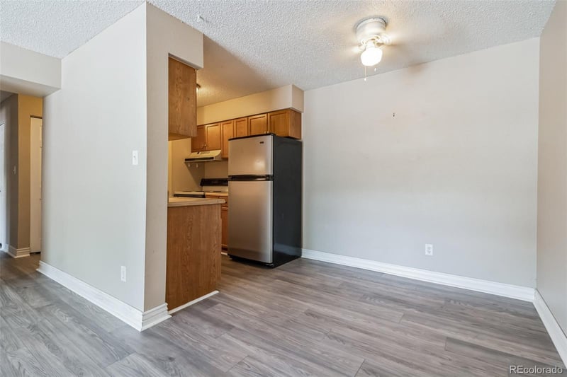 309 E Highline Cir #207, Centennial, CO 80122