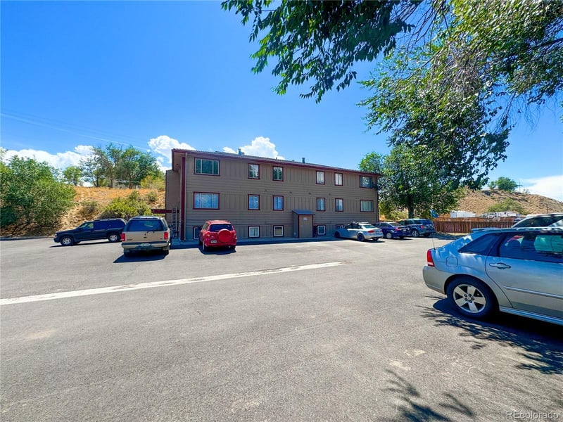 863 Main St, Rangely, CO 81648