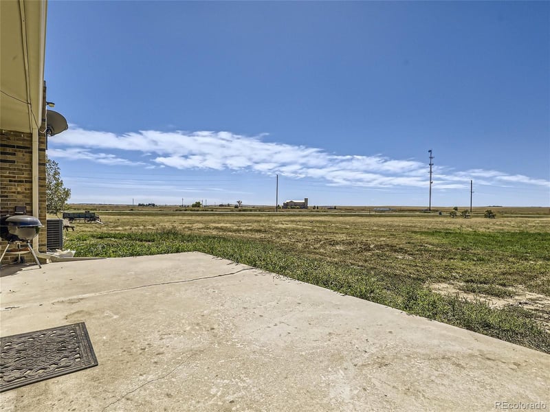 31790 E 2nd Ct, Watkins, CO 80137
