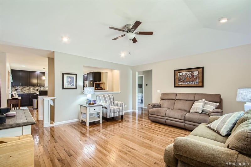 6689 W 70th Ave, Arvada, CO 80003