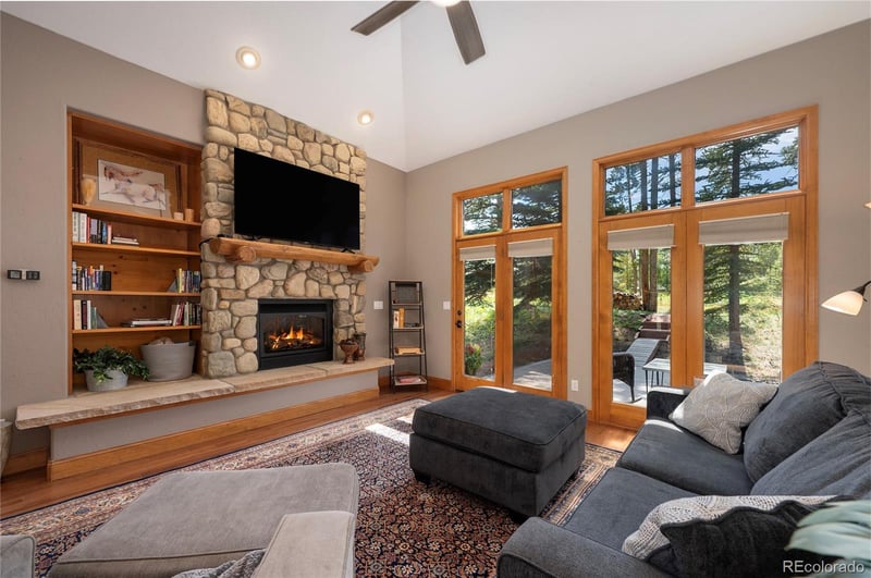 1250 Gcr 8, Fraser, CO 80442