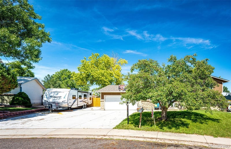 185 Pegasus Dr, Littleton, CO 80124