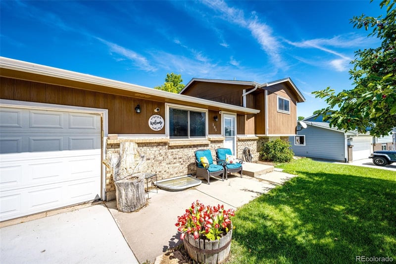 185 Pegasus Dr, Littleton, CO 80124