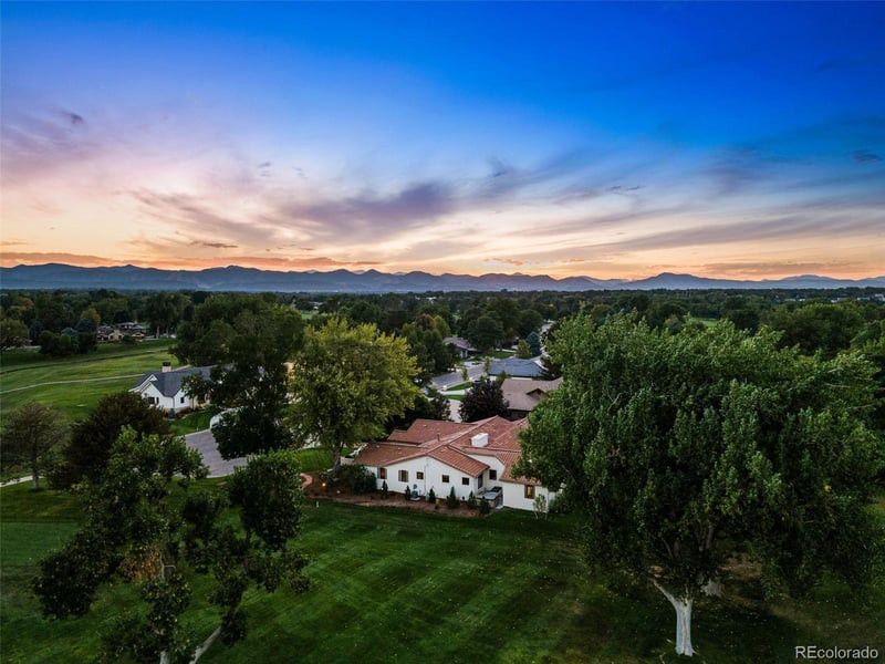 39 Niblick Ln, Littleton, CO 80123