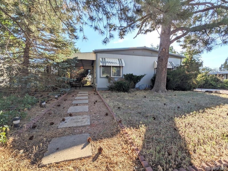2738 Applewood Dr, Colorado City, CO 81019