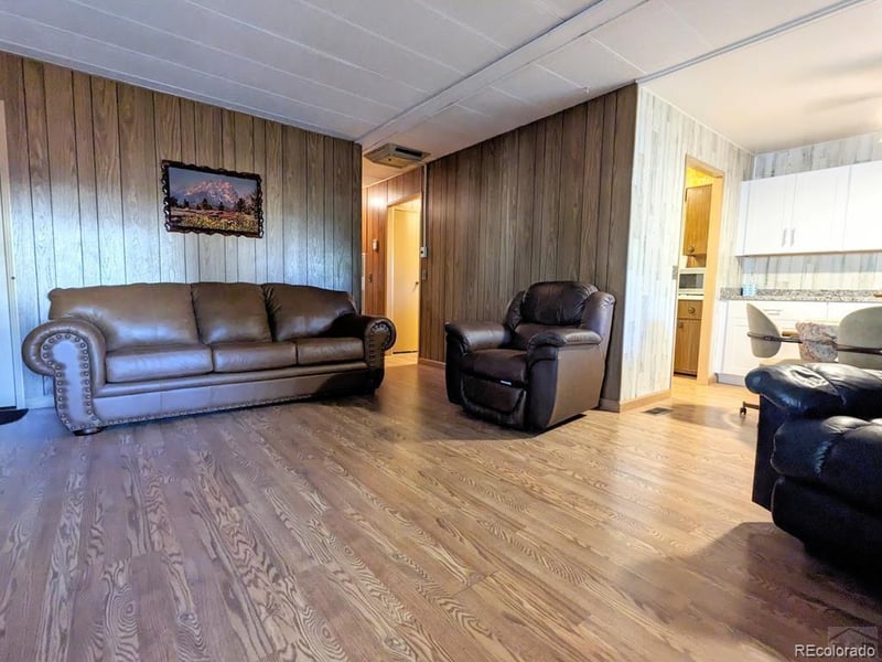 2738 Applewood Dr, Colorado City, CO 81019