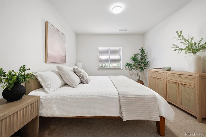 1144 Rockhurst Dr #106, Highlands Ranch, CO 80129