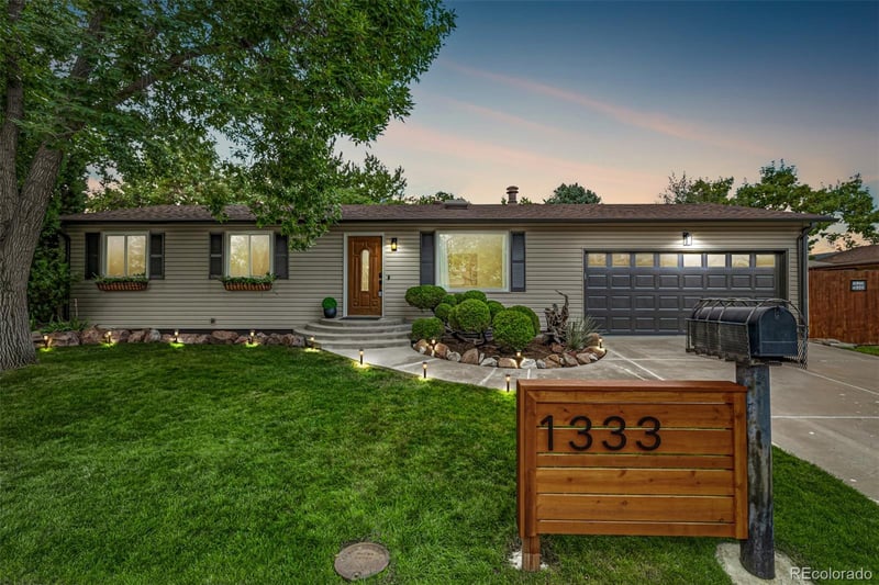 1333 S Owens St, Denver, CO 80232