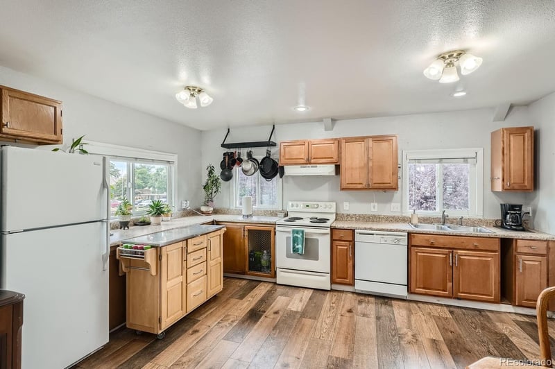 10600 E Jewell Ave, Aurora, CO 80012