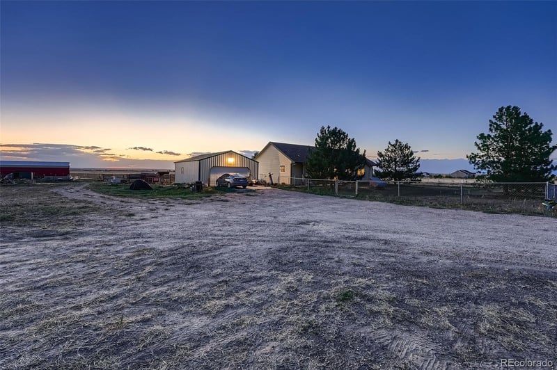 2255 Calhoun Byers Rd, Byers, CO 80103