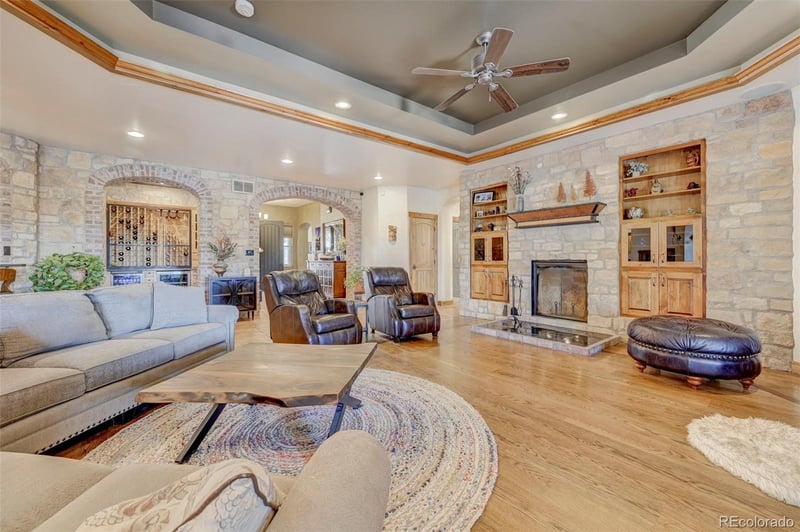 652 W Calle Allegre, Pueblo, CO 81007