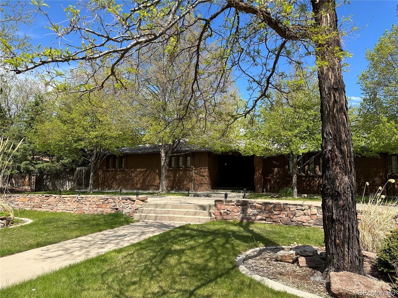 3820 S Elkhart St, Aurora, CO 80014