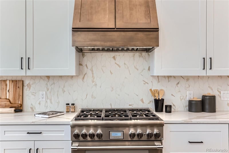 2990 S Dexter Way, Denver, CO 80222