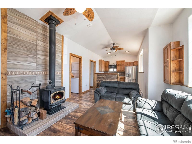 1368 Dunraven Glade Rd, Glen Haven, CO 80532