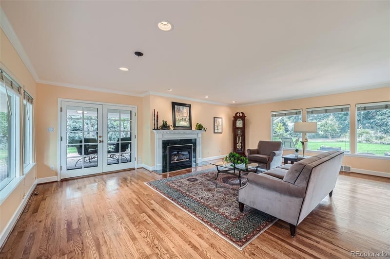 4901 Lakeshore Dr, Littleton, CO 80123