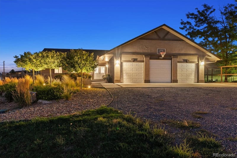 7328 S Ireland Cir, Centennial, CO 80016
