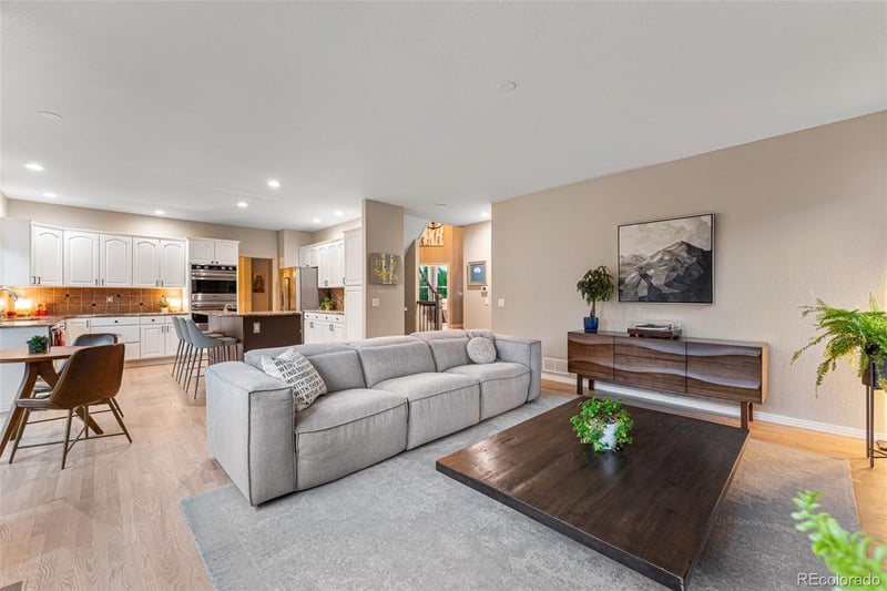 2402 S Miller Ct, Lakewood, CO 80227