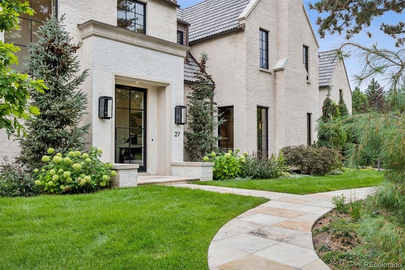 27 Polo Club Cir, Denver, CO 80209