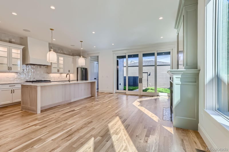 3021 California St, Denver, CO 80205