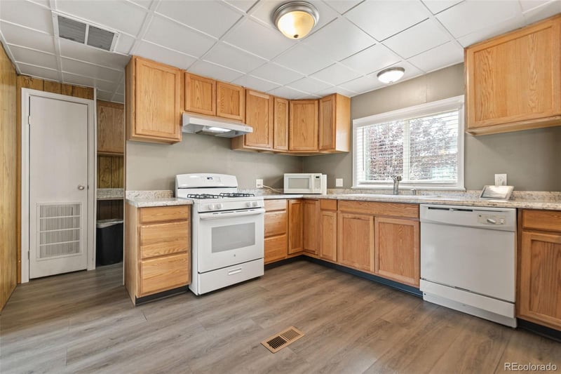26900 E Colfax Ave Lot 475, Aurora, CO 80018