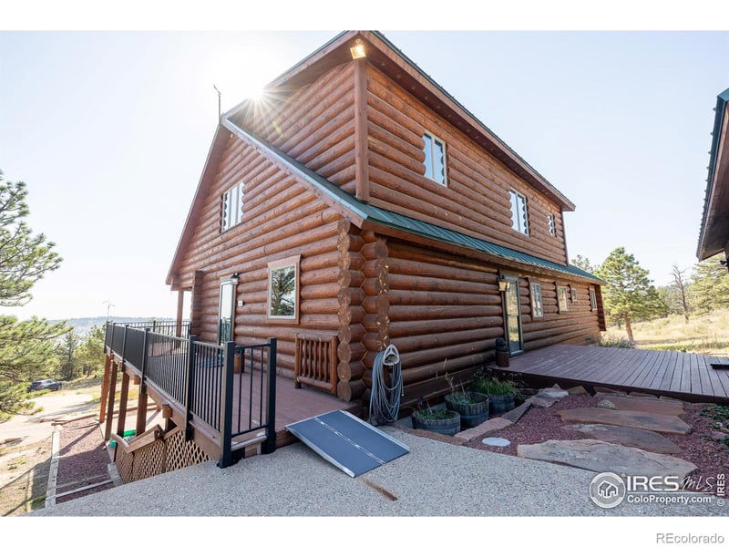 3911 Rainbow Ln, Loveland, CO 80537