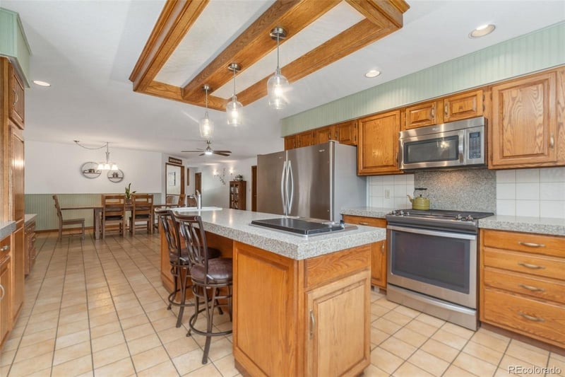 10101 W 72nd Ave, Arvada, CO 80005