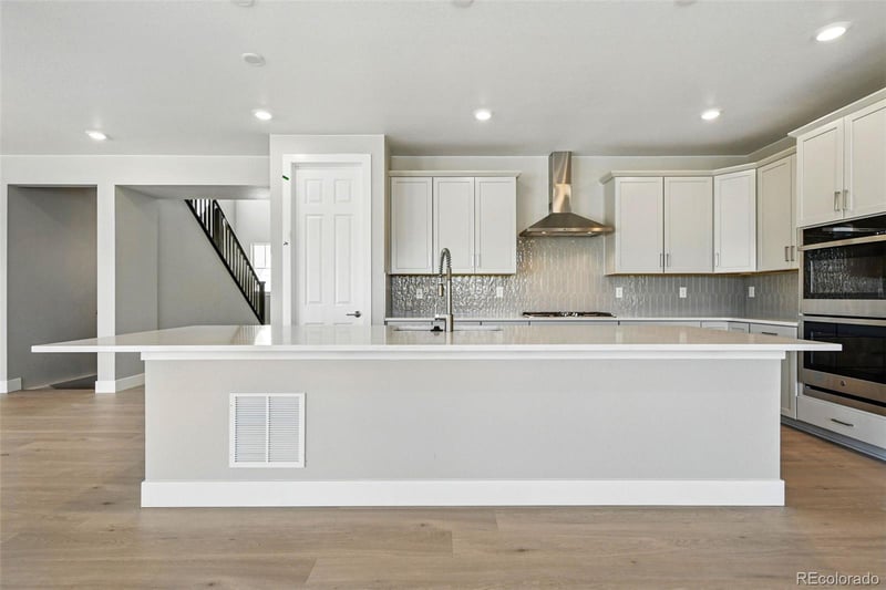 9329 Russell Cir, Arvada, CO 80007