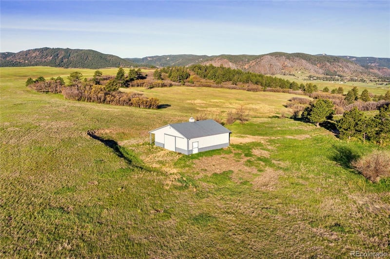 11069 Spruce Mountain Rd, Larkspur, CO 80118