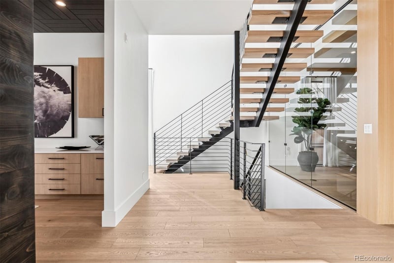 2475 S Saint Paul St, Denver, CO 80210