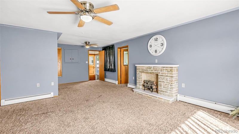 251 W 5th St, Akron, CO 80720