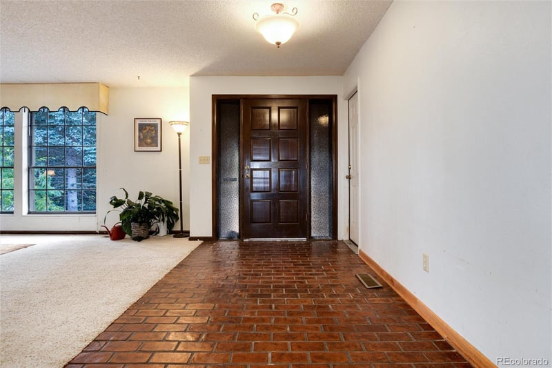 1626 S Robb Way, Lakewood, CO 80232