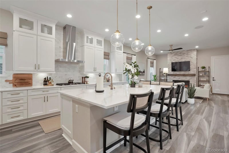 1046 Brocade Dr, Littleton, CO 80126