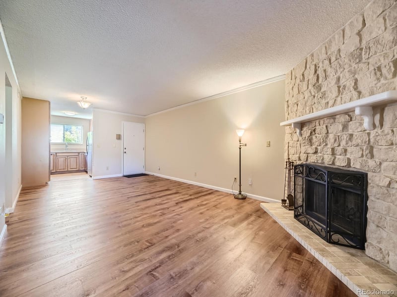 3696 S Depew St #103, Lakewood, CO 80235