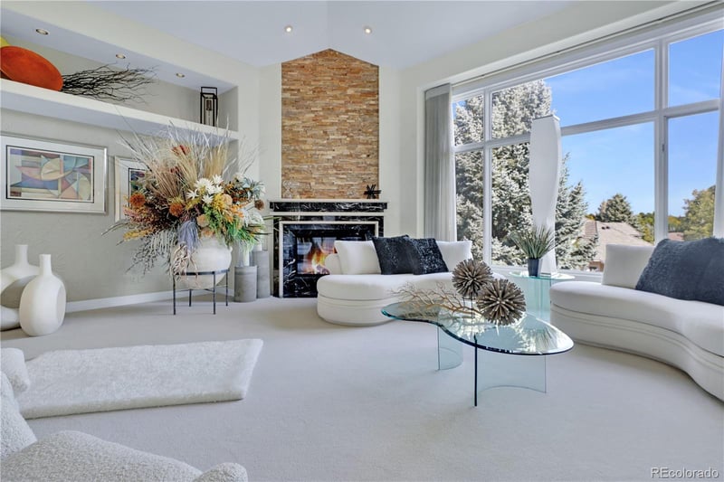 2060 S Robb Way, Lakewood, CO 80227