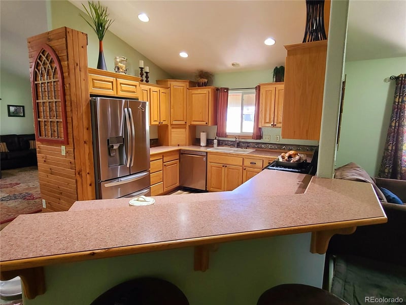 68721 Overland Dr, Montrose, CO 81401