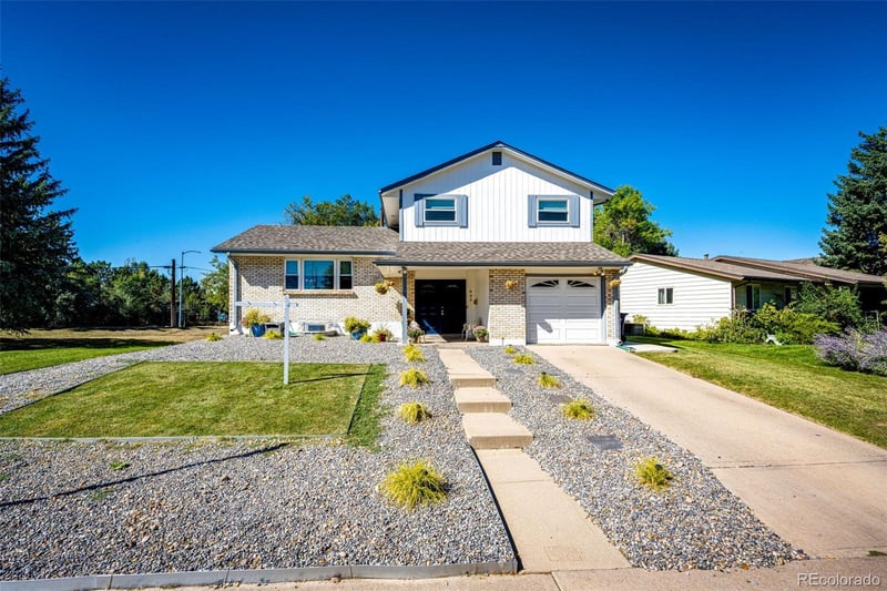 693 S Flamingo Ct, Denver, CO 80246