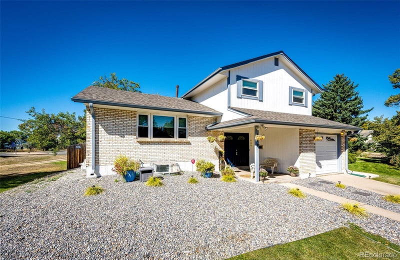 693 S Flamingo Ct, Denver, CO 80246