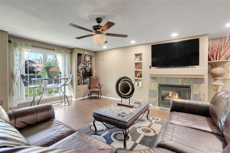 1736 Pagosa Way, Aurora, CO 80017