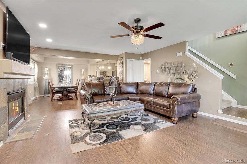 1736 Pagosa Way, Aurora, CO 80017