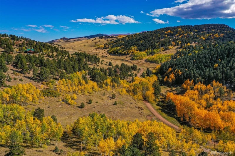 230 Penrose Cir, Cripple Creek, CO 80813