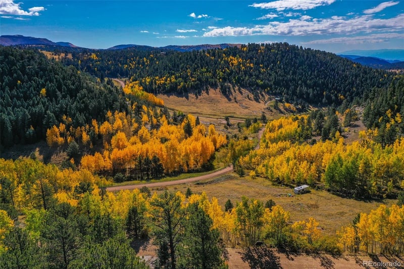 230 Penrose Cir, Cripple Creek, CO 80813